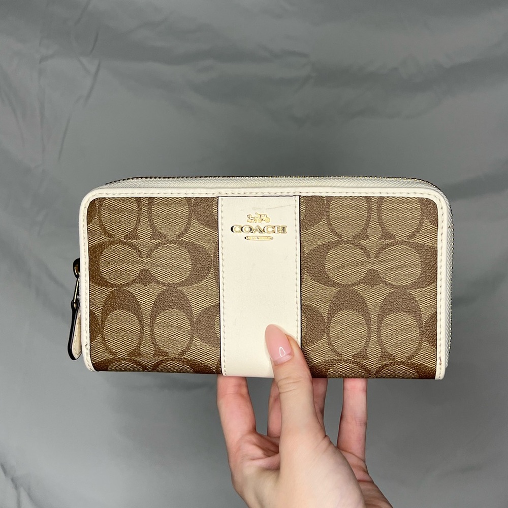 Coach Wallet - Logo brown and cream